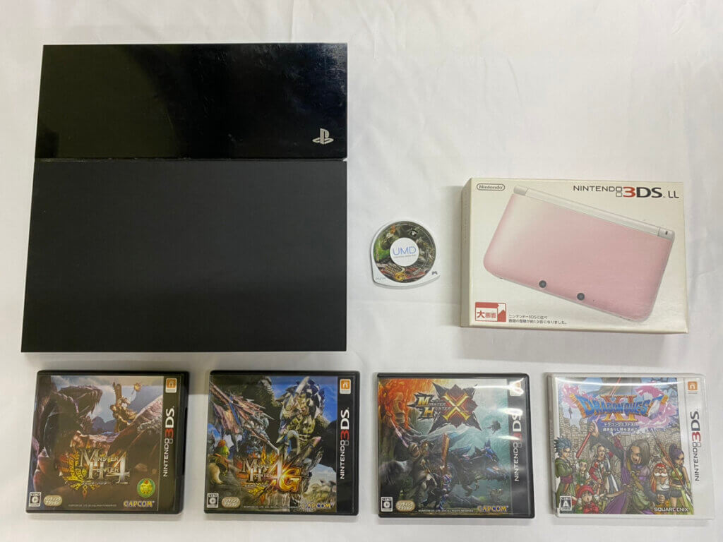 PS4、3DSLL本体、ソフトを計7点買取しました！