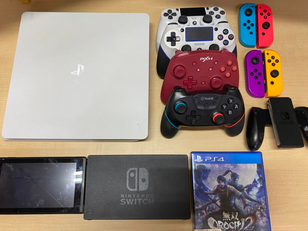 PS4本体、周辺機器、ソフトを計14点買取しました！