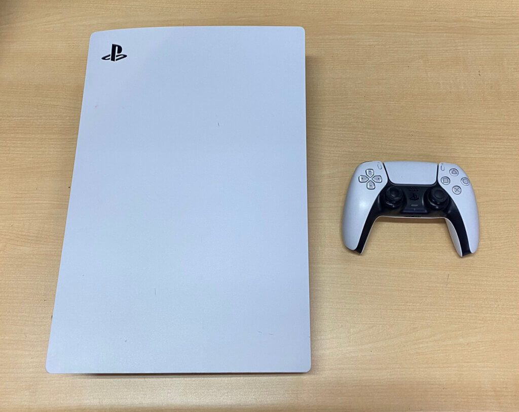 PS5本体、コントローラーを計2点買取しました！