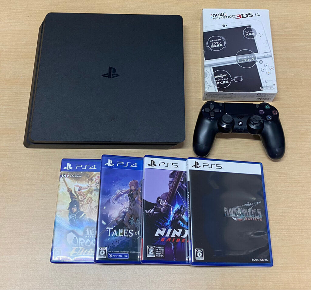 PS4本体、Newニンテンドー3DSLL本体、コントローラー、ソフトを計7点買取しました！