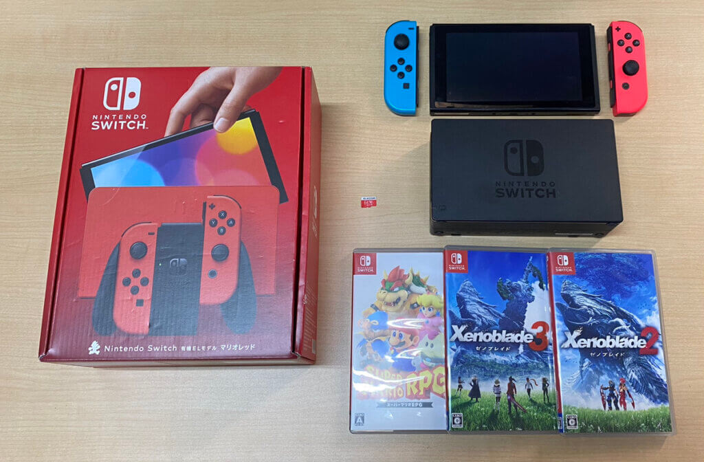 Switch (有機ELモデル) マリオレッド、Swicth本体、コントローラー、周辺機器、ソフトを計）９点買取しました！