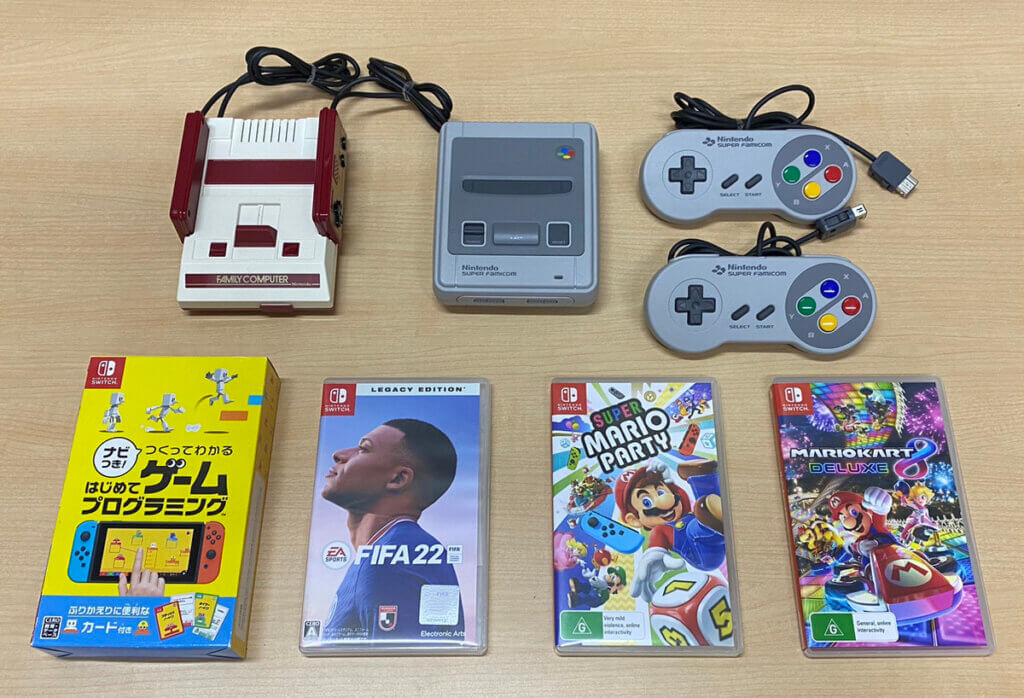 ニンテンドー クラシックミニ スーパーファミリーコンピューター 本体、ニンテンドー クラシックミニ ファミリーコンピューター 本体、コントローラー、ソフトを計8点買取しました！