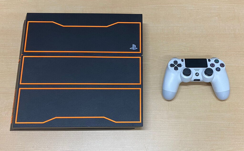 PS4 本体 コール オブ デューティ ブラックオプスⅢ リミテッドエディション、コントローラーを計2点買取しました！