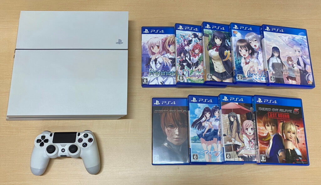 PS4 本体、コントローラー、ソフトを計11点買取しました！