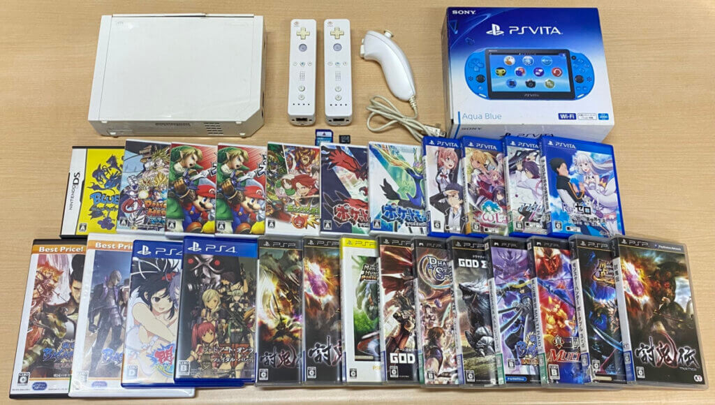PSVita 本体、Wii 本体、コントローラー、周辺機器、ソフトを計32点買取しました！