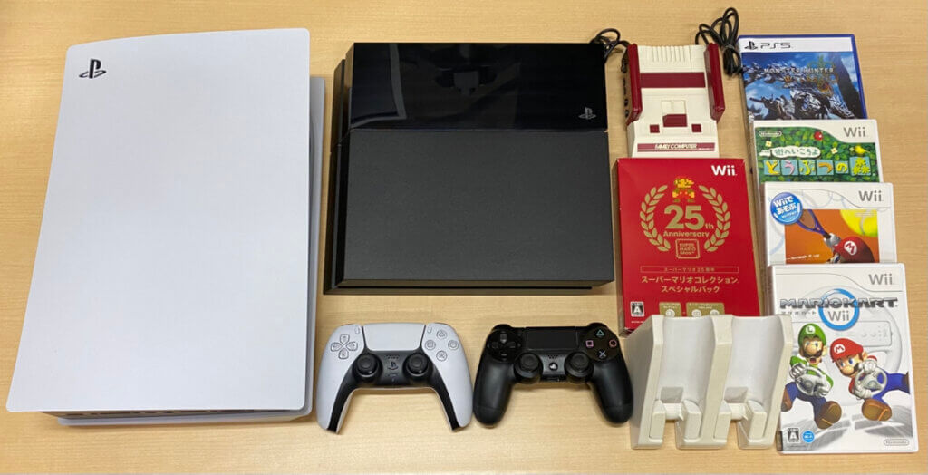 PS5 本体、PS4 本体、クラシックミニ ファミリーコンピュータ 本体、コントローラー、周辺機器、ソフトを計11点買取しました！