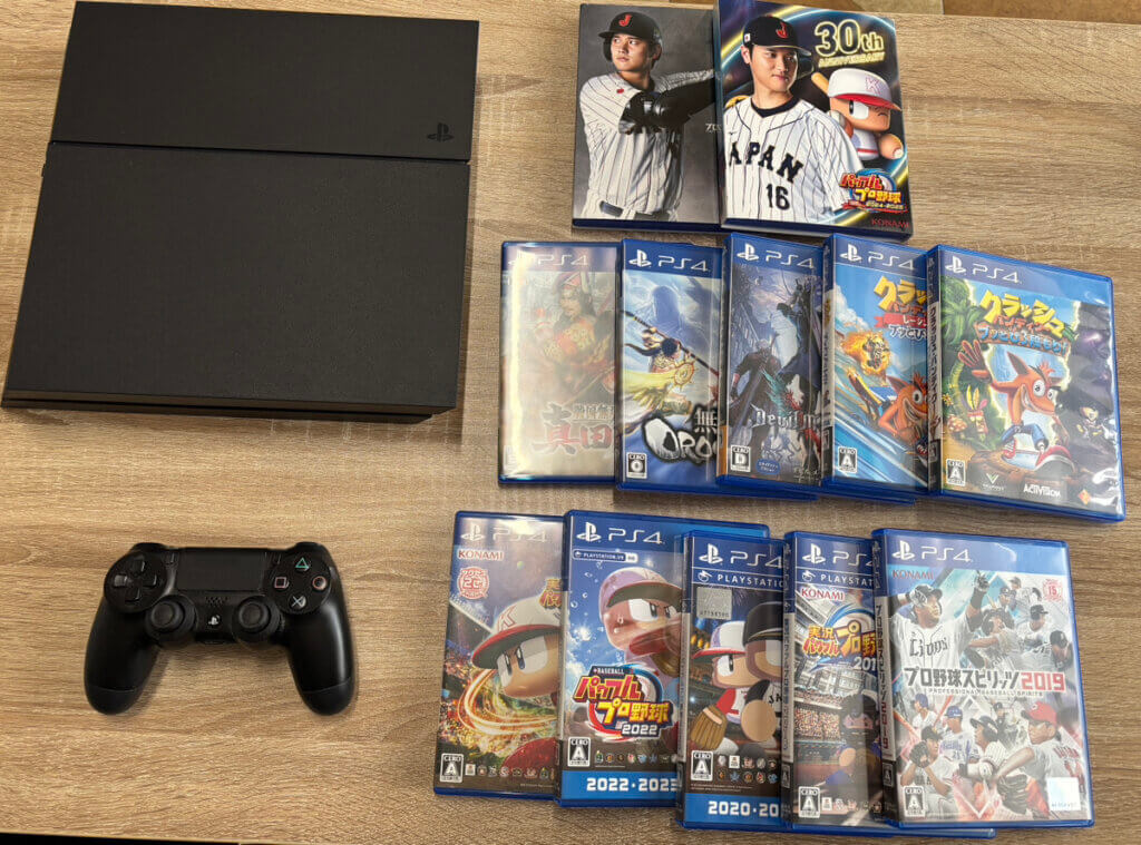PS4 本体、コントローラー、フトを計14点買取しました！